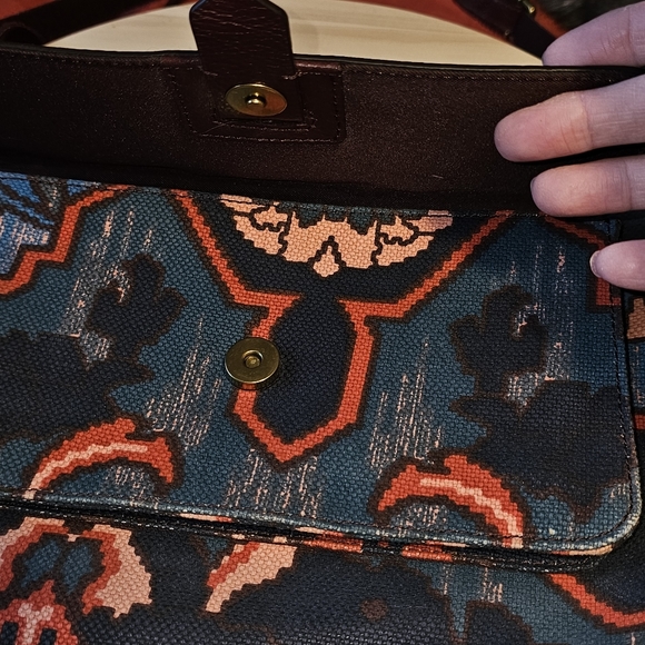 Fossil Kinley Crossbody in Textile and Leather Combo - Picture 4 of 13